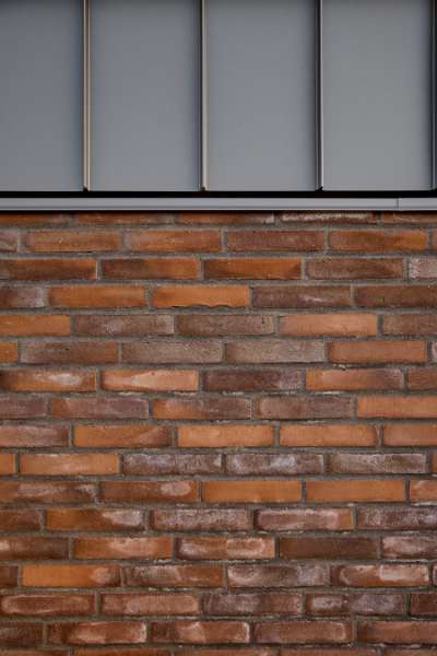 Fortid og fremtid mødes i stålbeklædte rækkehuse med historie i baghaven, Jernaldervej 8, 8600 Silkeborg